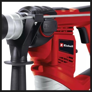 Detail: Červené vŕtacie kladivo Einhell TC-RH 900 s hĺbkovým dorazom a prídavnou rukoväťou.