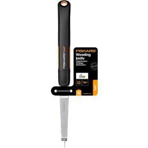 Fiskars Xact škrabka na škáry na odstraňovanie buriny a machu medzi dlažobnými kameňmi.