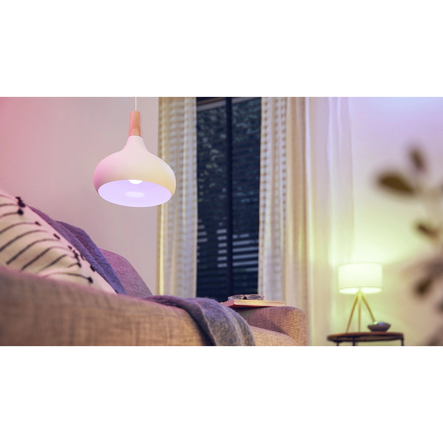 Philips Smart LED žiarovka E27 A67, 13 W, 1521 lm, RGBW 2200-6500 K nakúpiť  v OBI