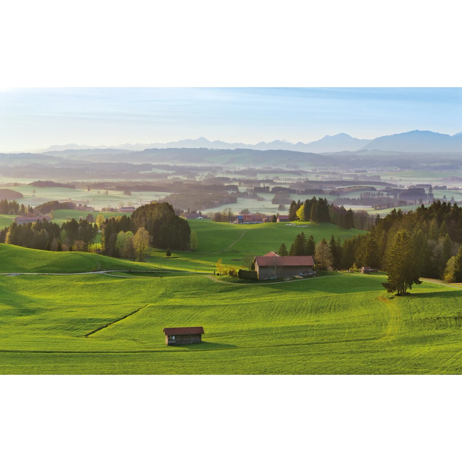 E-shop Komar Vliesová fototapeta Paradiesisches Bayern 450 x 280 cm